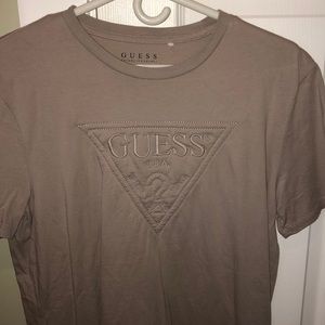 Men’s Guess T shirt